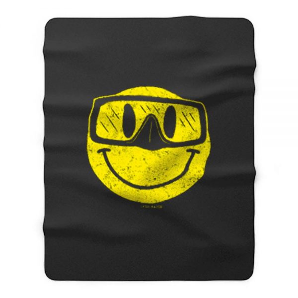 Diving Smiling Fleece Blanket